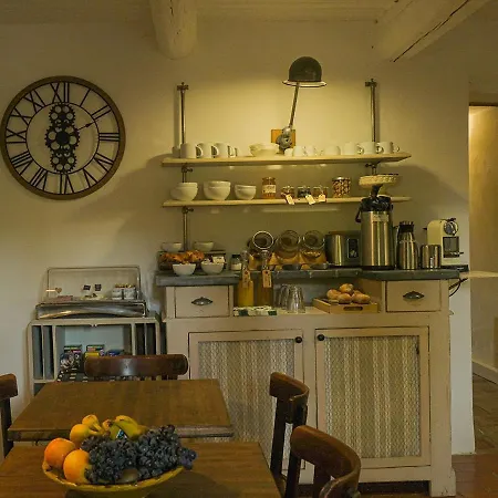 Montjoia Bed & Breakfast
