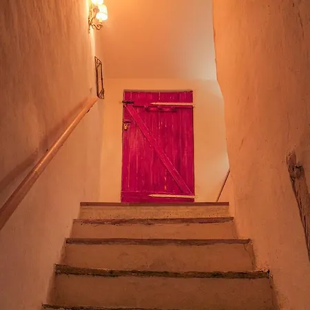 Bed & Breakfast Montjoia LʼIsle-sur-la-Sorgue