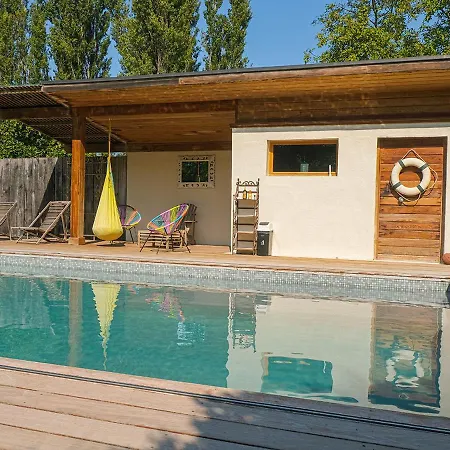 Montjoia Bed & Breakfast