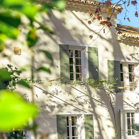 Montjoia Bed & Breakfast